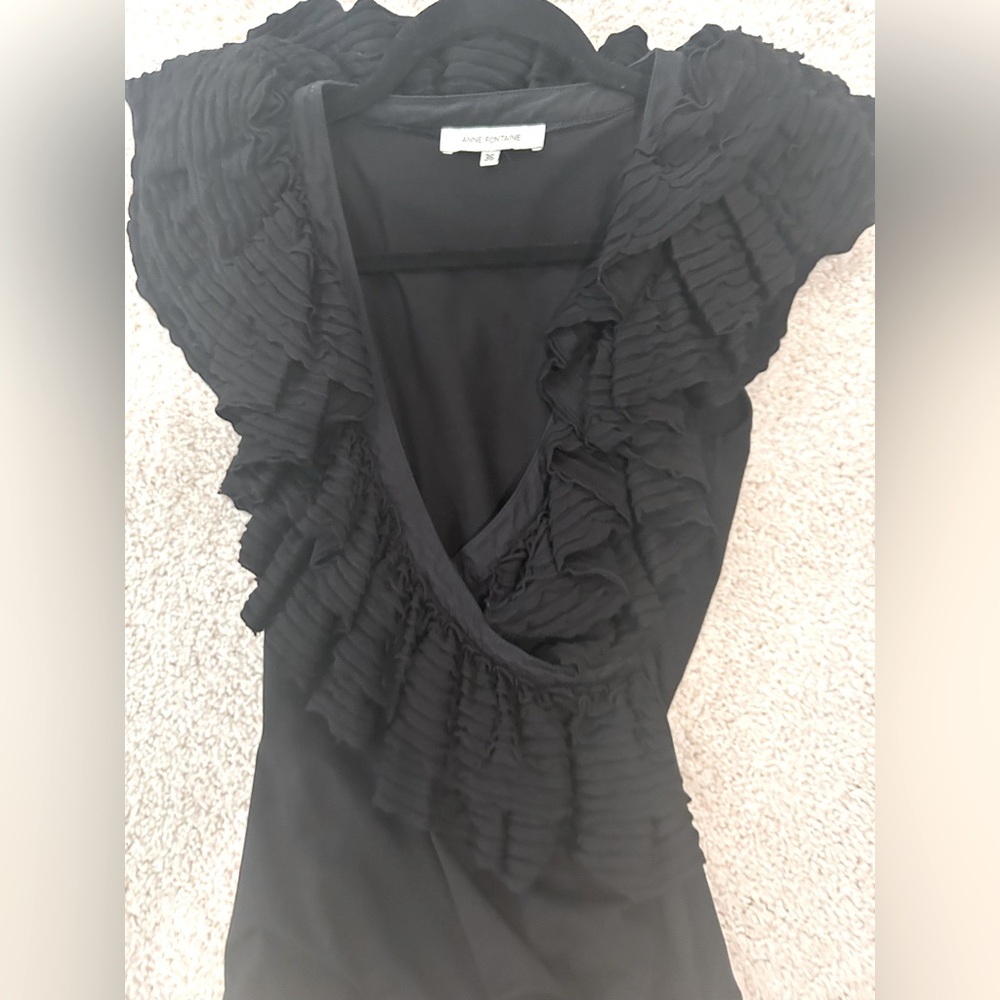Ann Fontaine Black Ruffle Stretch Top